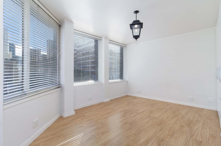 3 Bedroom Property for Sale in Cape Town City Centre Western Cape
